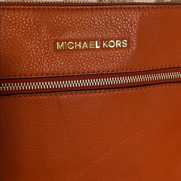 MICHAEL KORS Pebbled Leather Crossbody in Orange - Picture 2 of 5